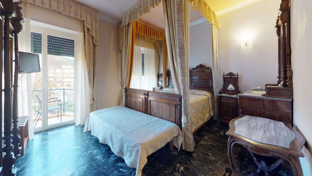Hotel Zunino Spotorno Luaran gambar