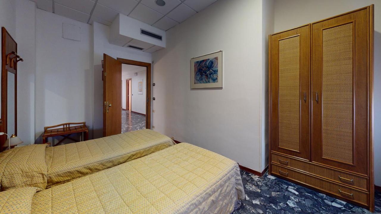 Hotel Zunino Spotorno Luaran gambar