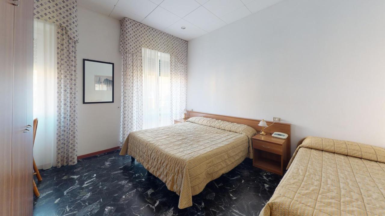 Hotel Zunino Spotorno Luaran gambar
