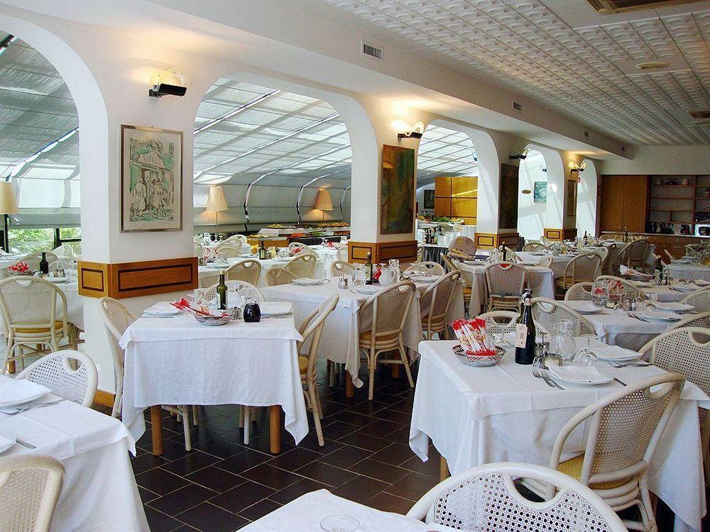 Hotel Zunino Spotorno Luaran gambar