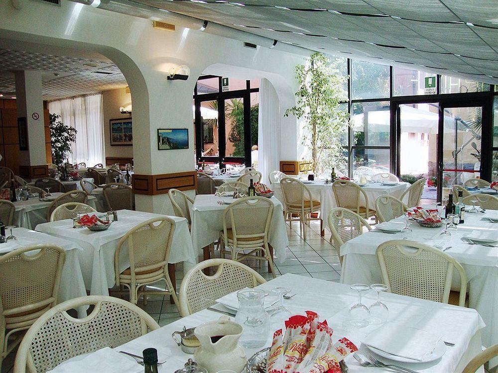 Hotel Zunino Spotorno Luaran gambar